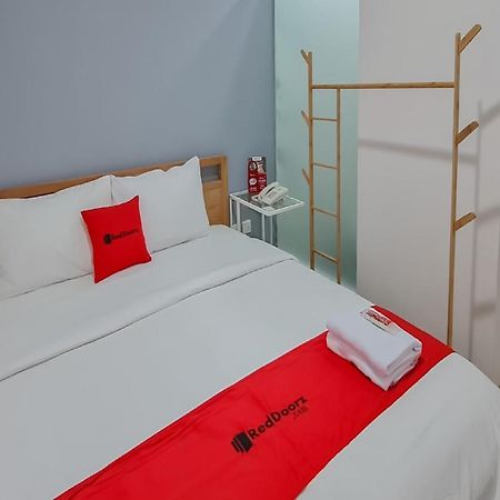 Reddoorz Plus @ Batutulis Bogor Exterior foto